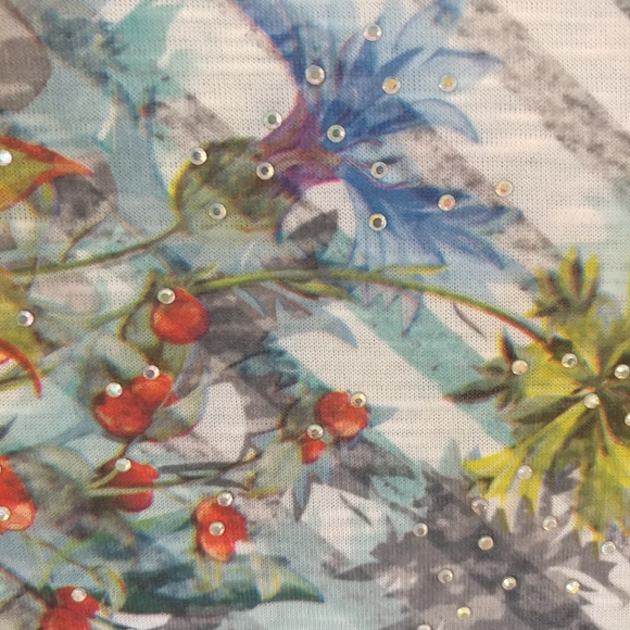 🌺 NWT Floral Top| TIME and TRU | - Picture 6 of 7